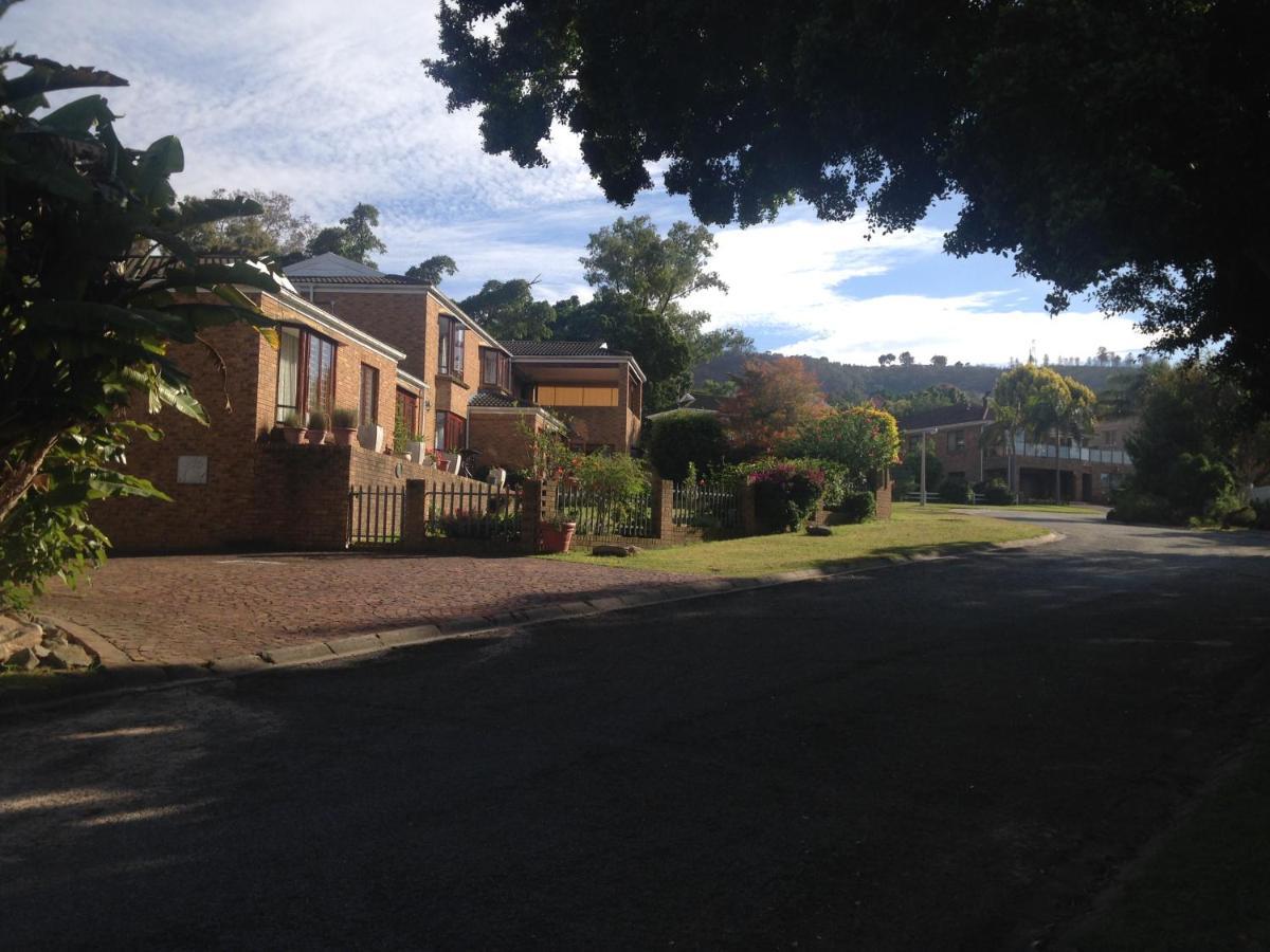 Blue Fern Of Knysna Bed and Breakfast Buitenkant foto