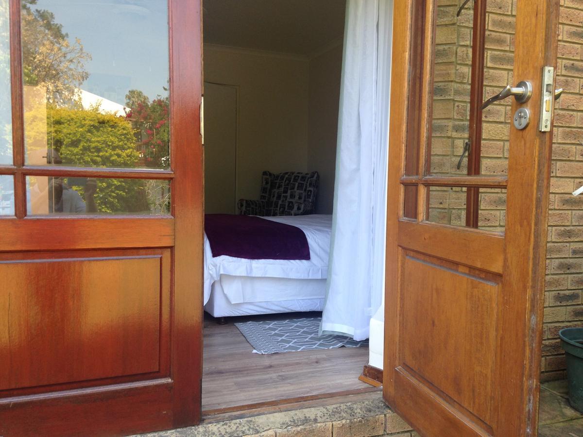 Blue Fern Of Knysna Bed and Breakfast Buitenkant foto